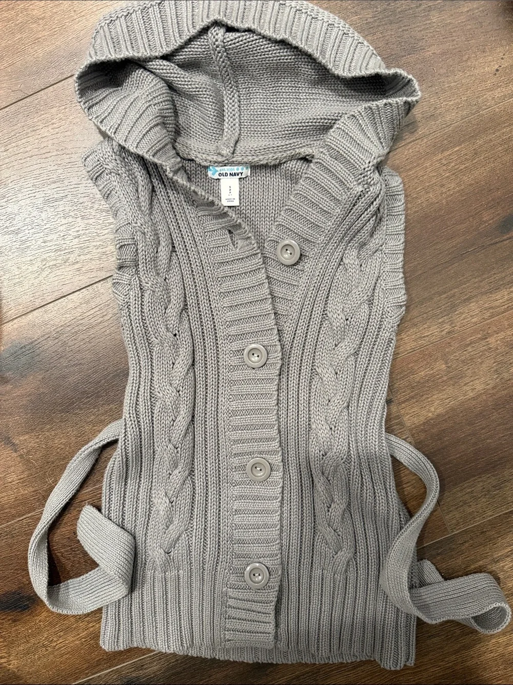 Old Navy Gray Cable-Knit Button Vest with Tie Belt